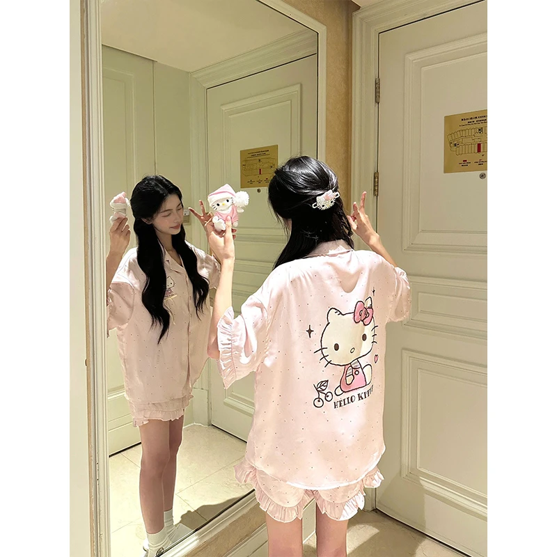 凯蒂猫冰丝睡衣女夏季新款短裤短袖带胸垫网红学生家居服套装外穿