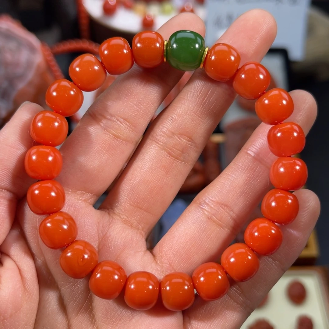 悟***至南红玛瑙未镶嵌老型手串10左右