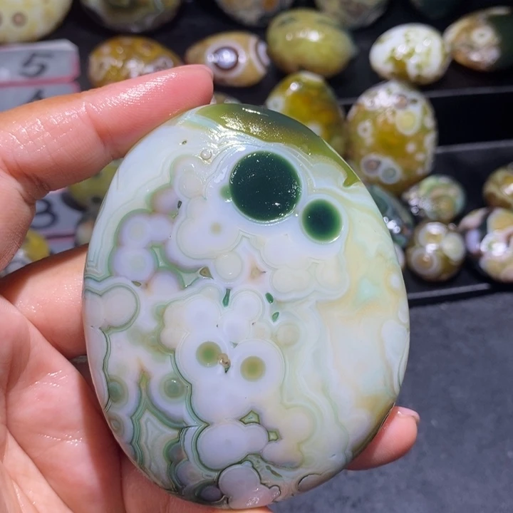 玛瑙/玉髓未镶嵌珠宝奇石55
