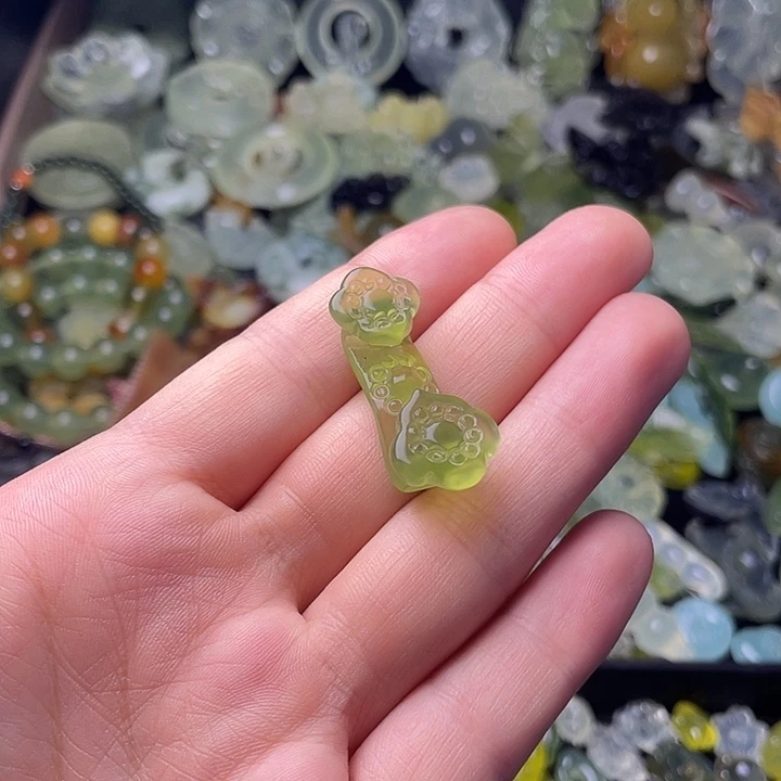 蛇纹石玉合金颈饰