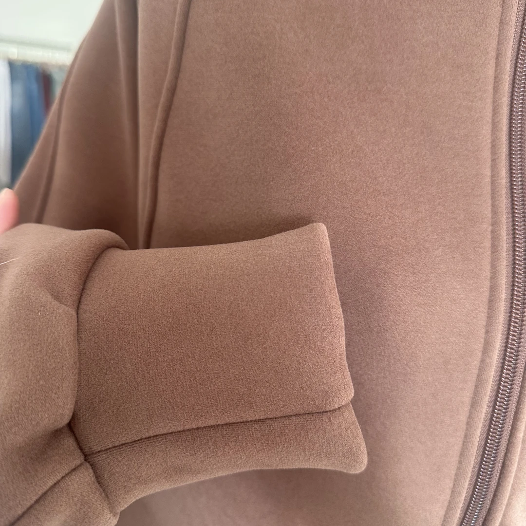 休闲上衣a. l.哦