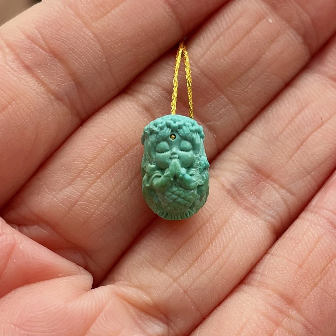 绿松石颈饰未镶嵌