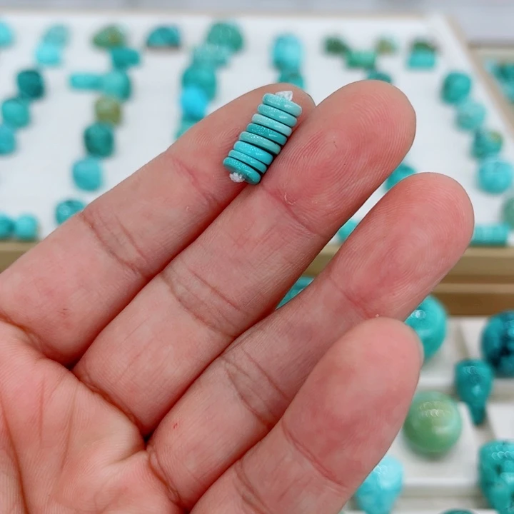 未镶嵌绿松石珠宝奇石