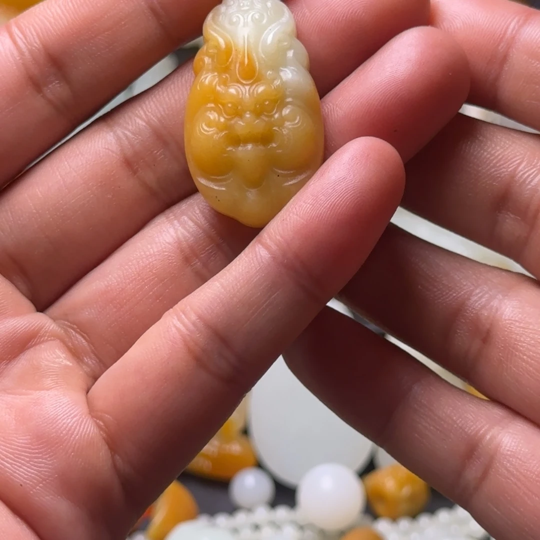 去***山和田玉未镶嵌吊坠(不含链)
