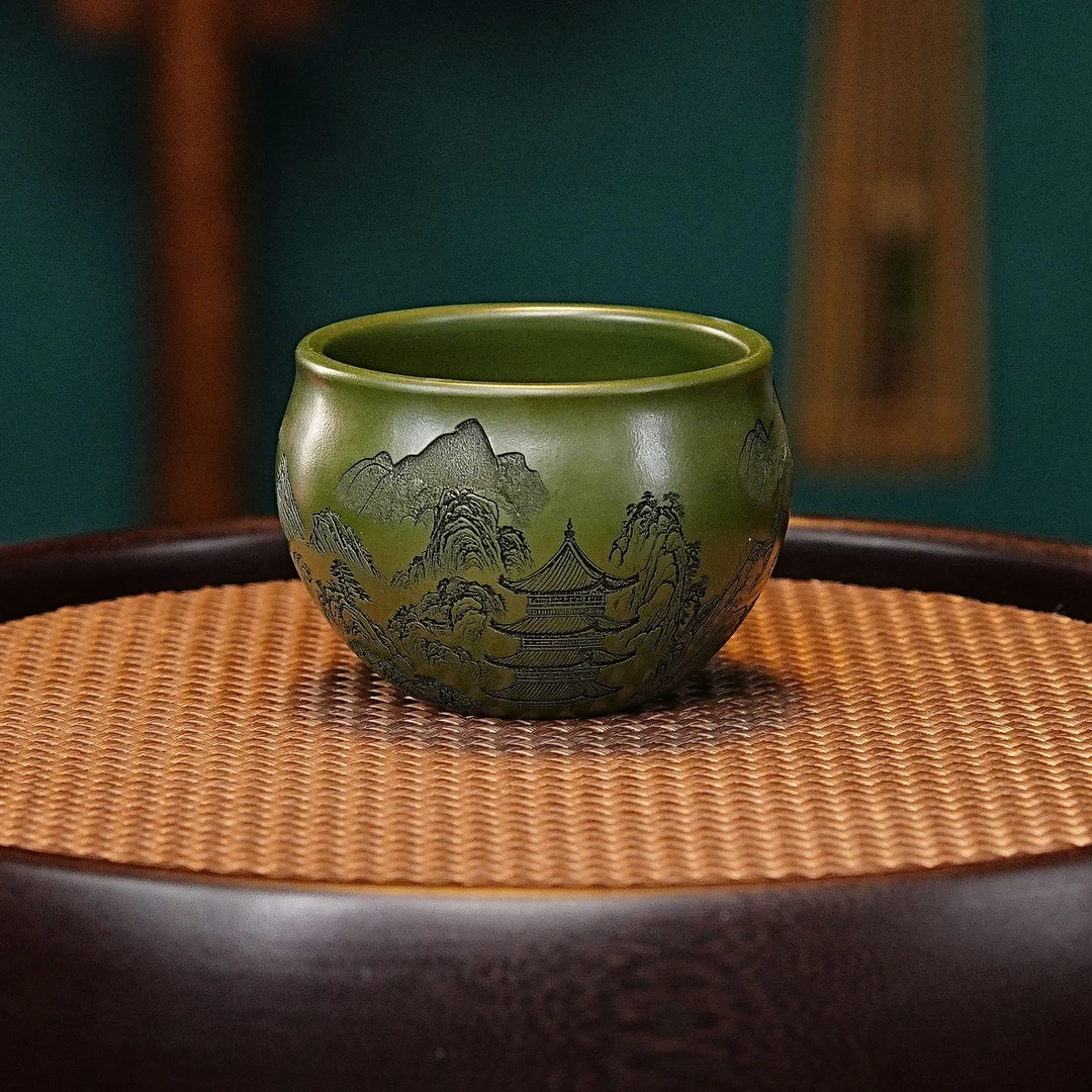 宜兴全手工紫砂茶具 原矿绿泥泥料刻绘山水楼阁紫砂主人杯品茗杯