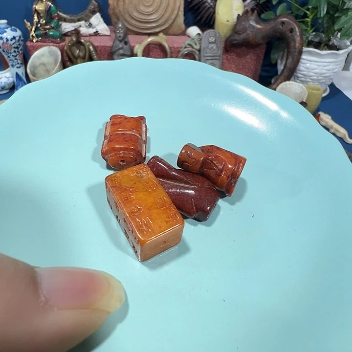 透闪石质玉未镶嵌挂件