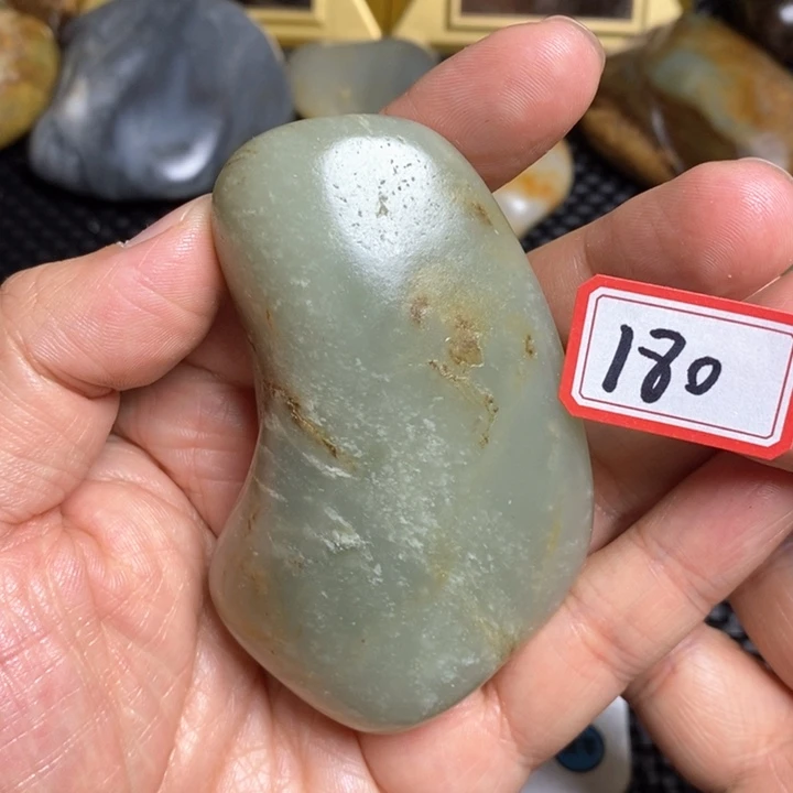 未镶嵌和田玉把件180