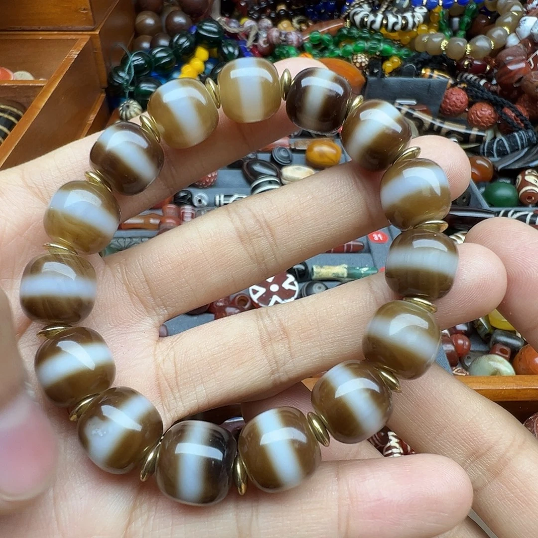 徐***哥玛瑙/玉髓未镶嵌珠宝半成品