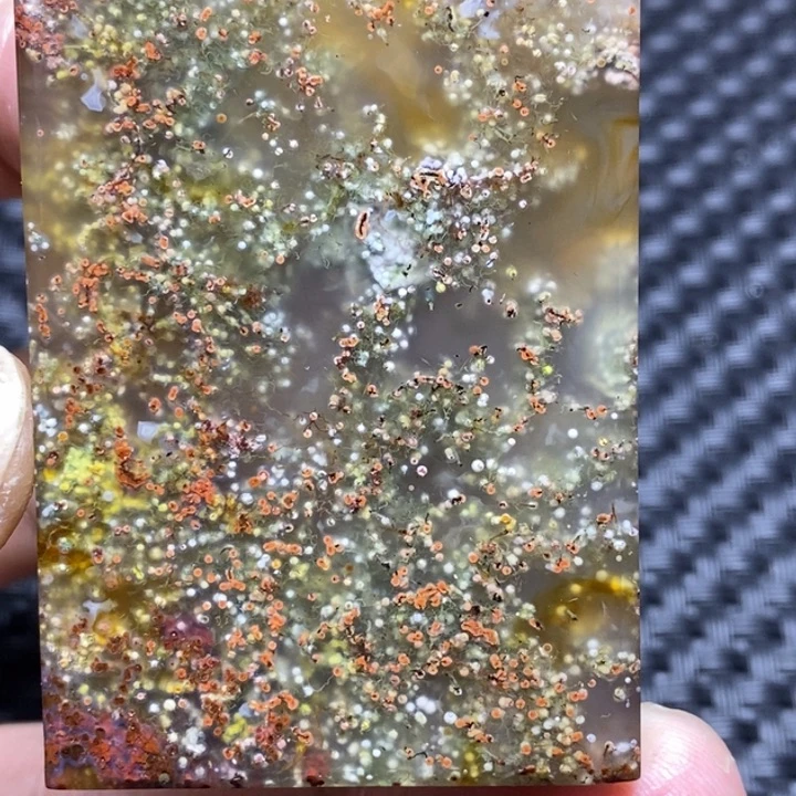 玛瑙/玉髓颈饰未镶嵌翟****心