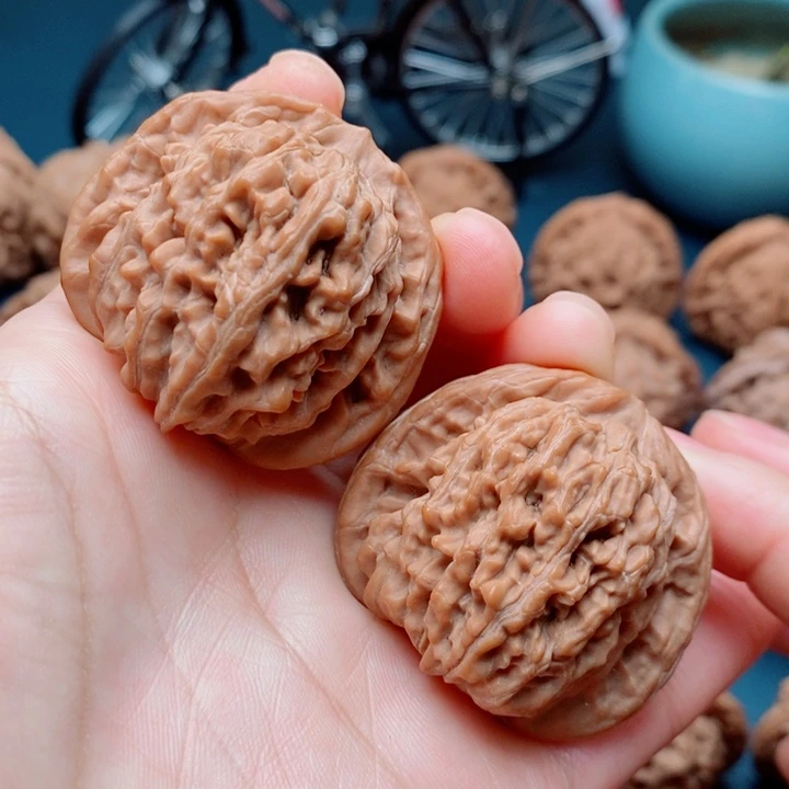 文玩核桃把件四座楼41全品