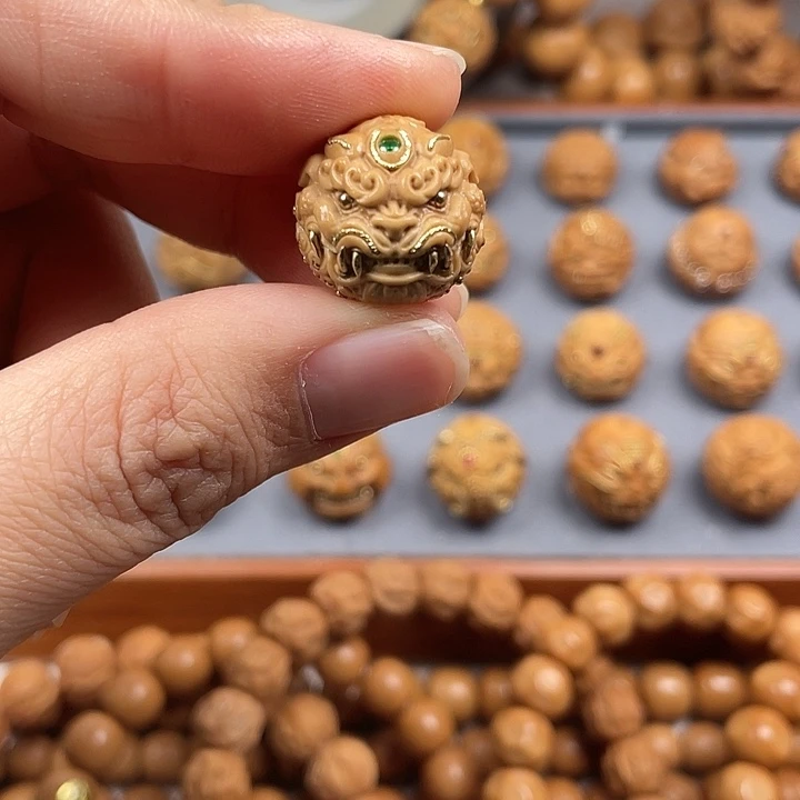 失***于唐狮双面镶嵌猴头