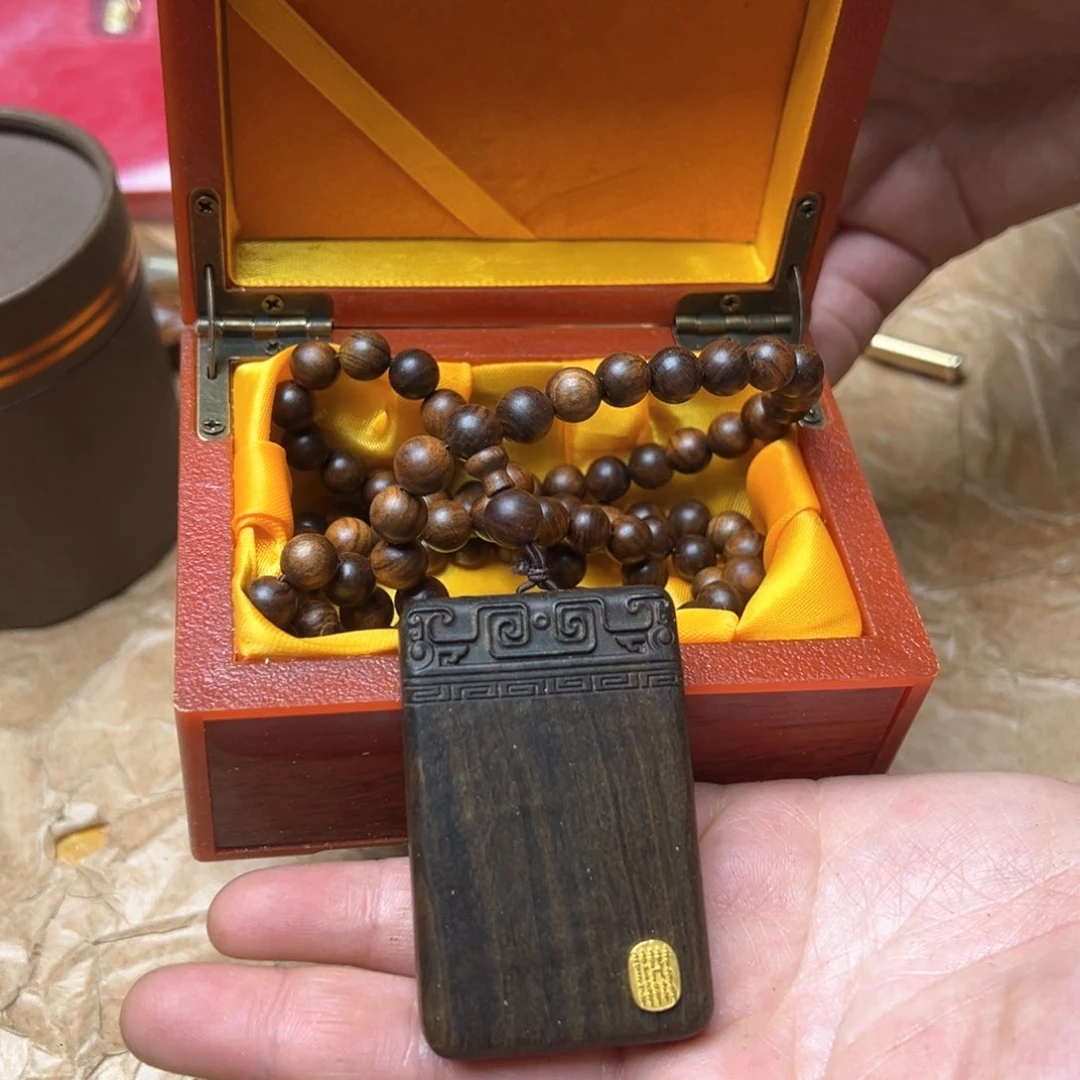 大叶紫檀（黑酸枝木类）