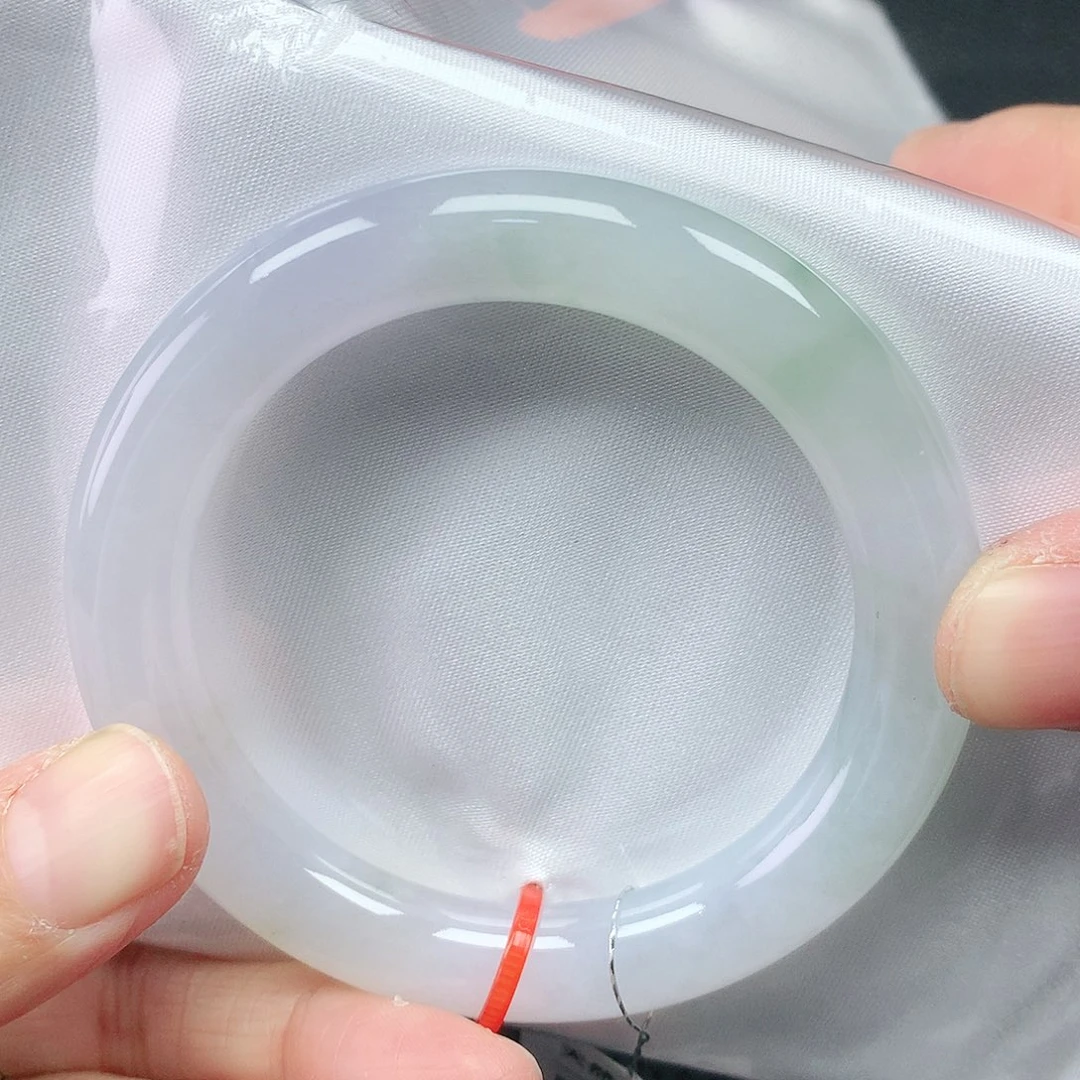 翡翠手镯未镶嵌51+胖
