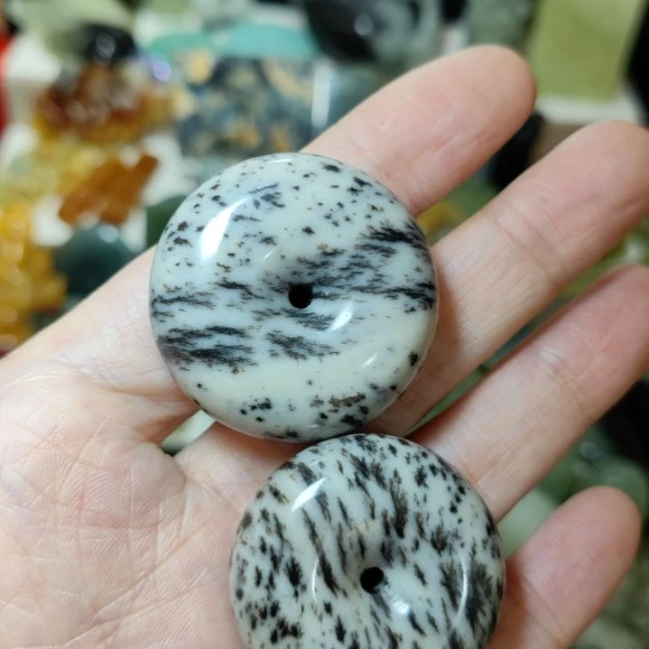 *****和田玉未镶嵌珠宝奇石平安扣