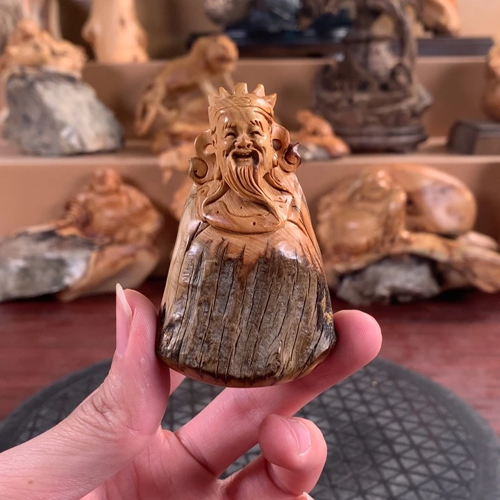 柏木（崖柏）根雕摆件