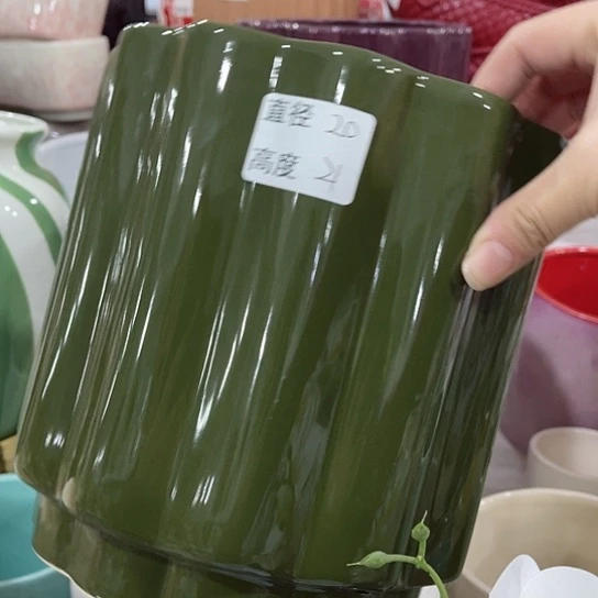 多肉绿植陶瓷花盆9.9包邮，有孔