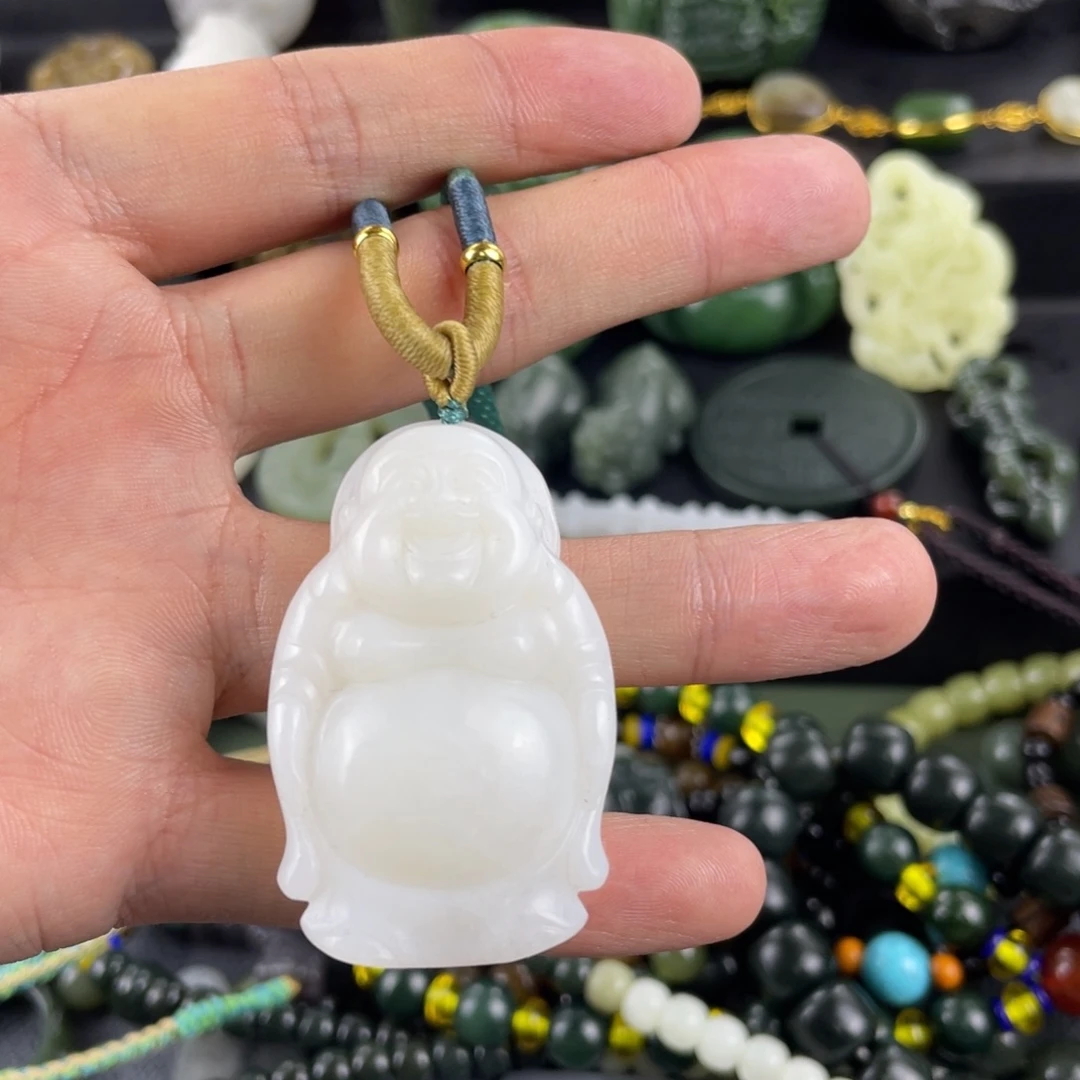 颈饰未镶嵌和田玉