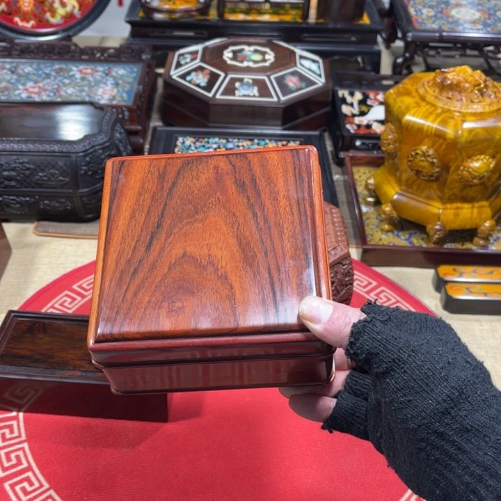 紫檀木类成套家具