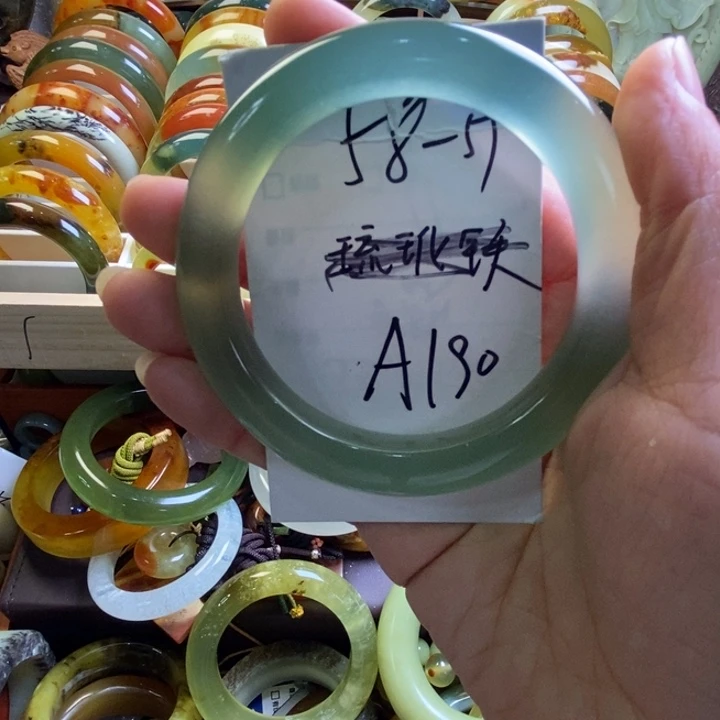 幸***鹅蛇纹石玉未镶嵌手镯