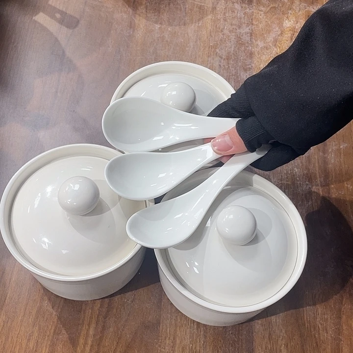 白瓷餐盘餐盘餐盘