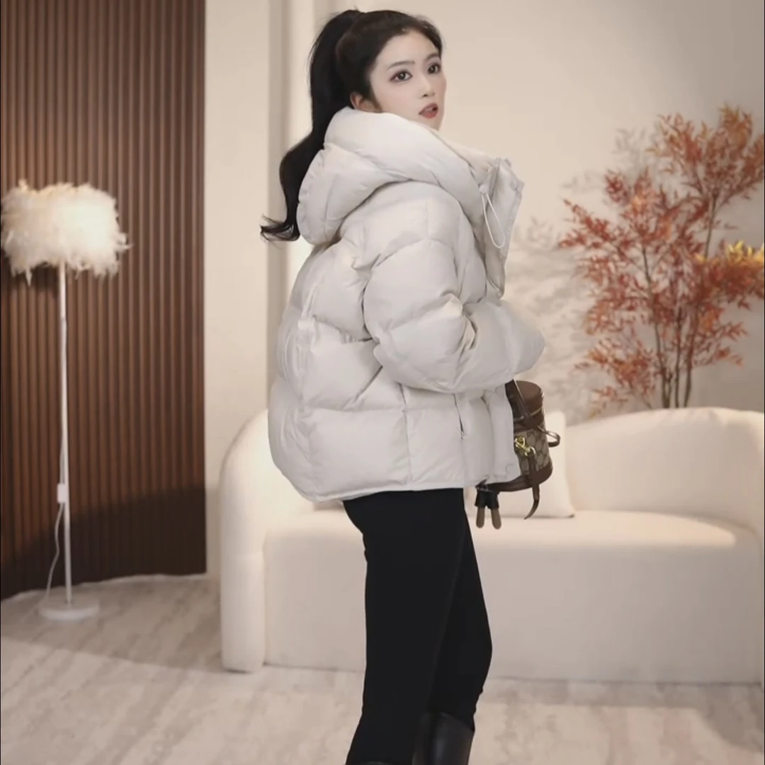 90鹅绒泡芙款新款羽绒服女短款宽松韩版立领冬季保暖