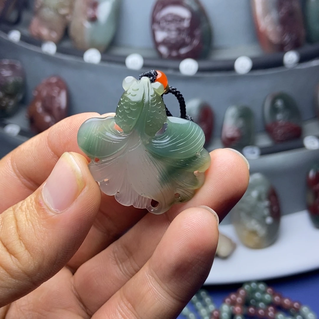 快***行玛瑙/玉髓未镶嵌颈饰