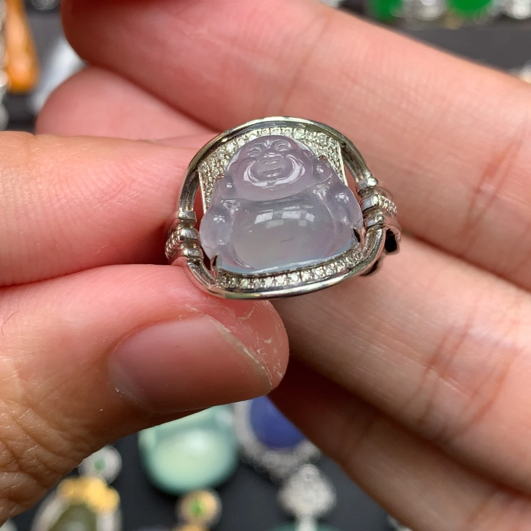 翡翠18K金镶嵌戒指