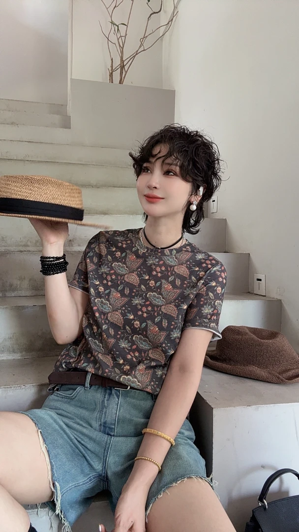 FANYE  2025夏季新款设计感百搭花卉双色短袖25325