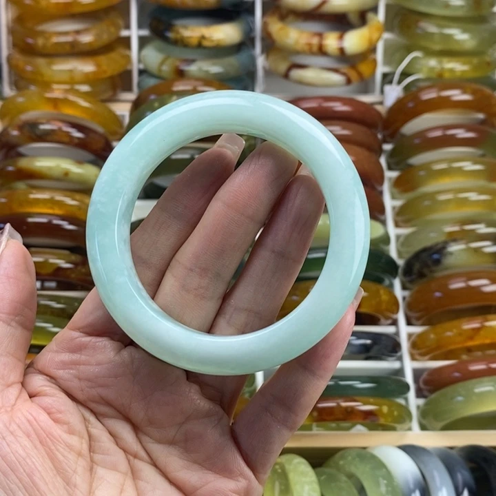 蛇纹石玉未镶嵌手镯56