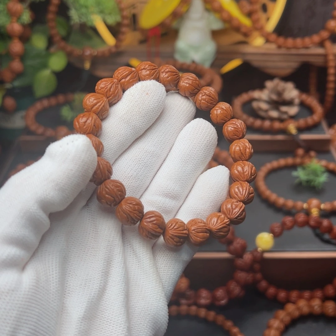 吊坠桃核✺****✺1.1玉龙脊手串