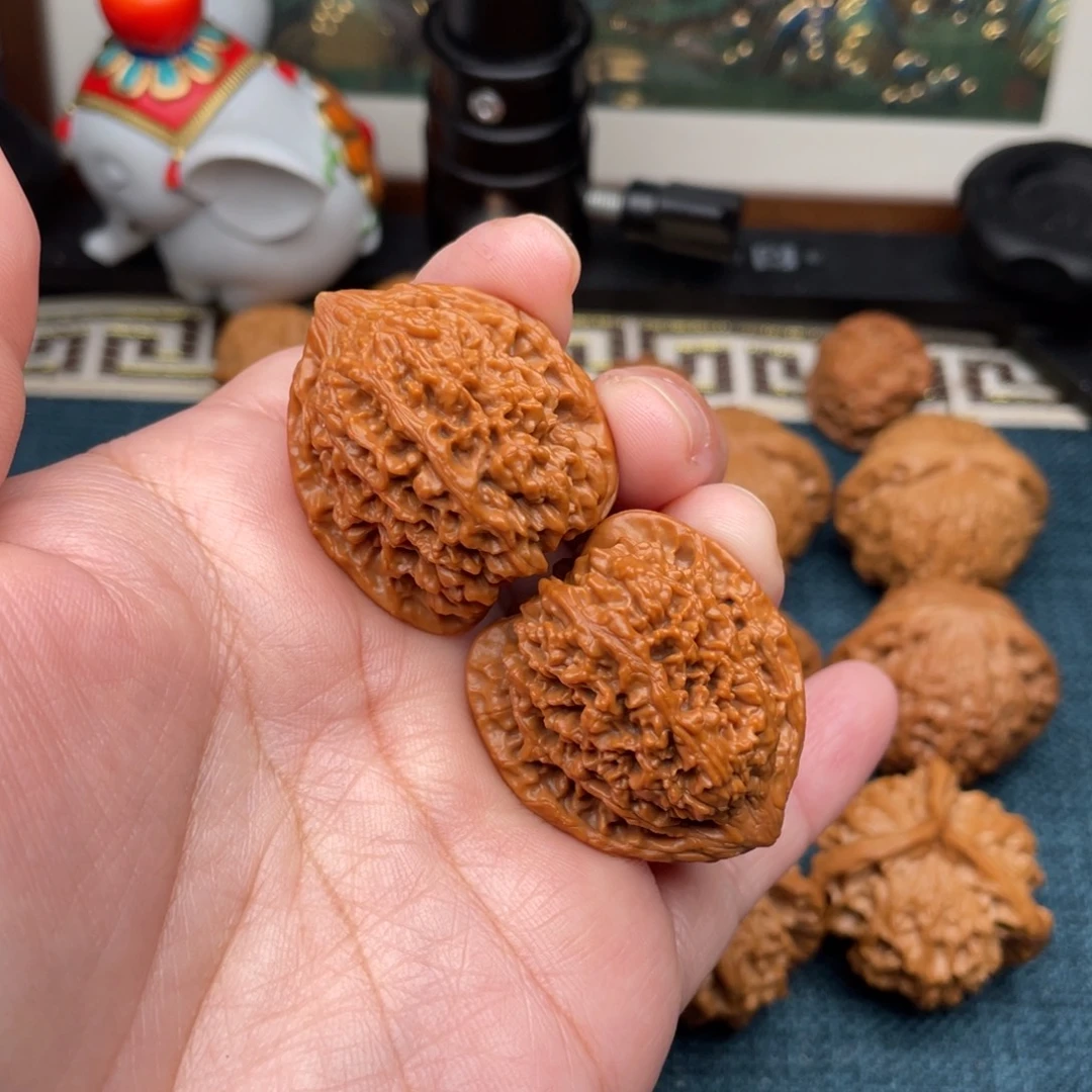 文玩核桃把件全品满天星32