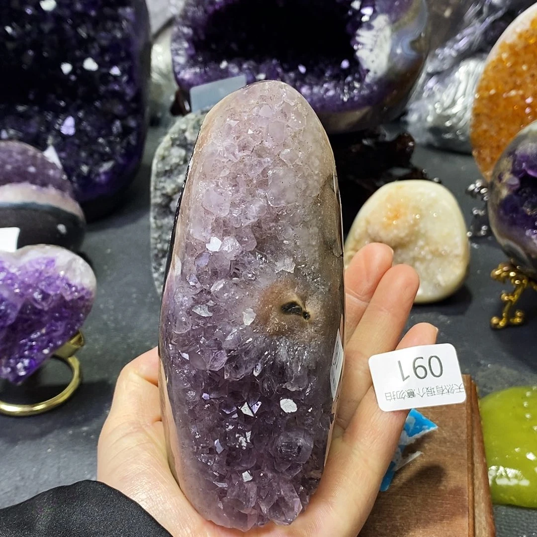 水晶大型摆件（非配饰）未镶嵌