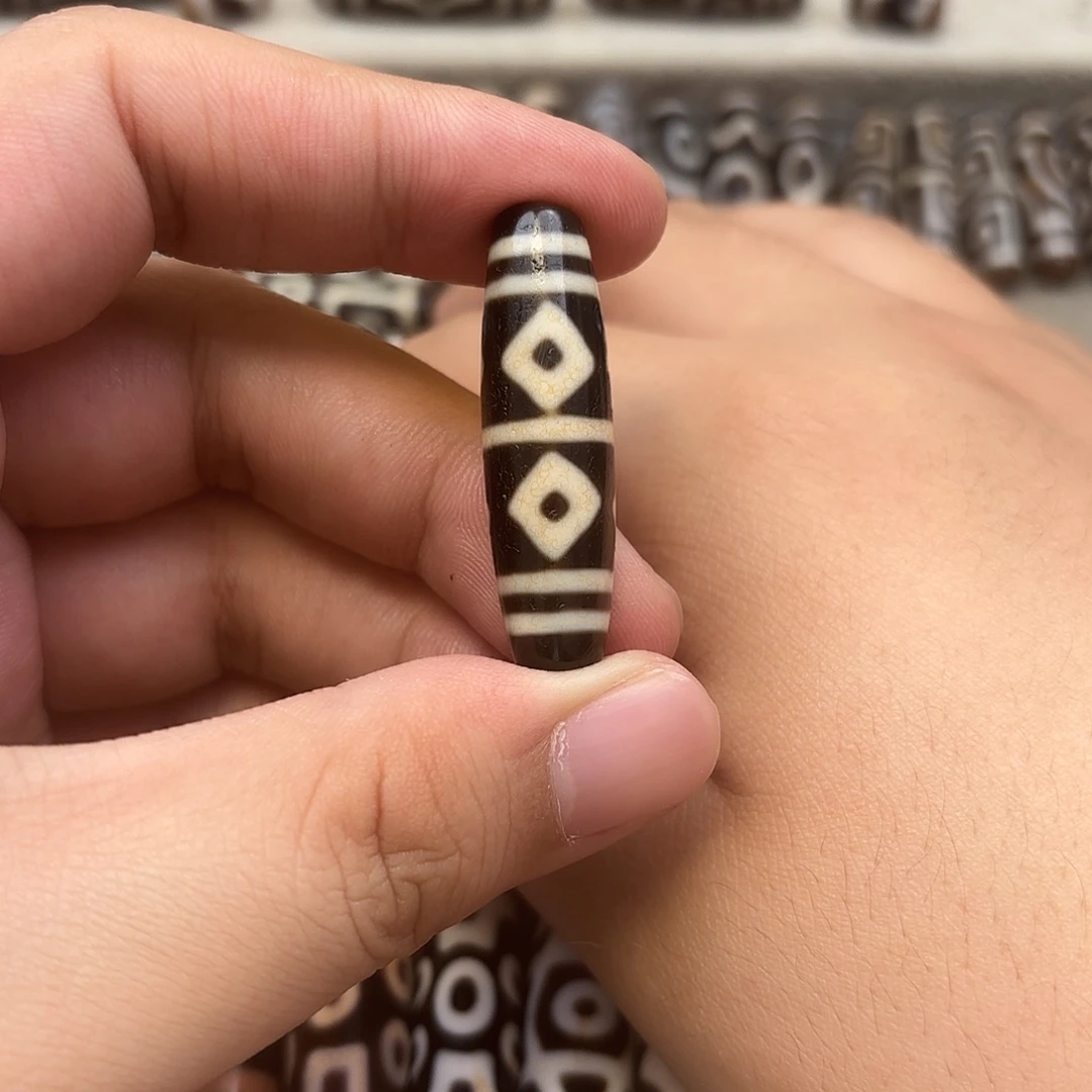 张***车玛瑙/玉髓未镶嵌珠宝半成品