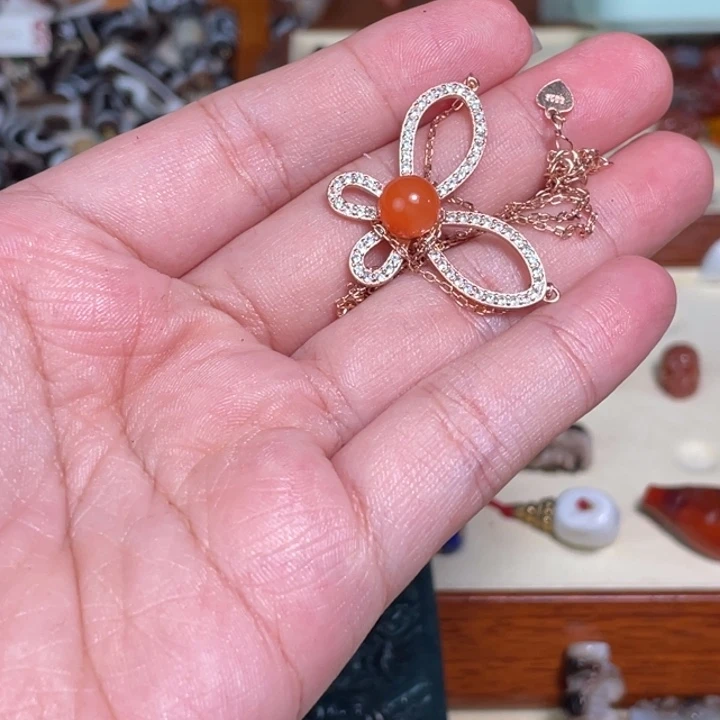 南红玛瑙未镶嵌颈饰92