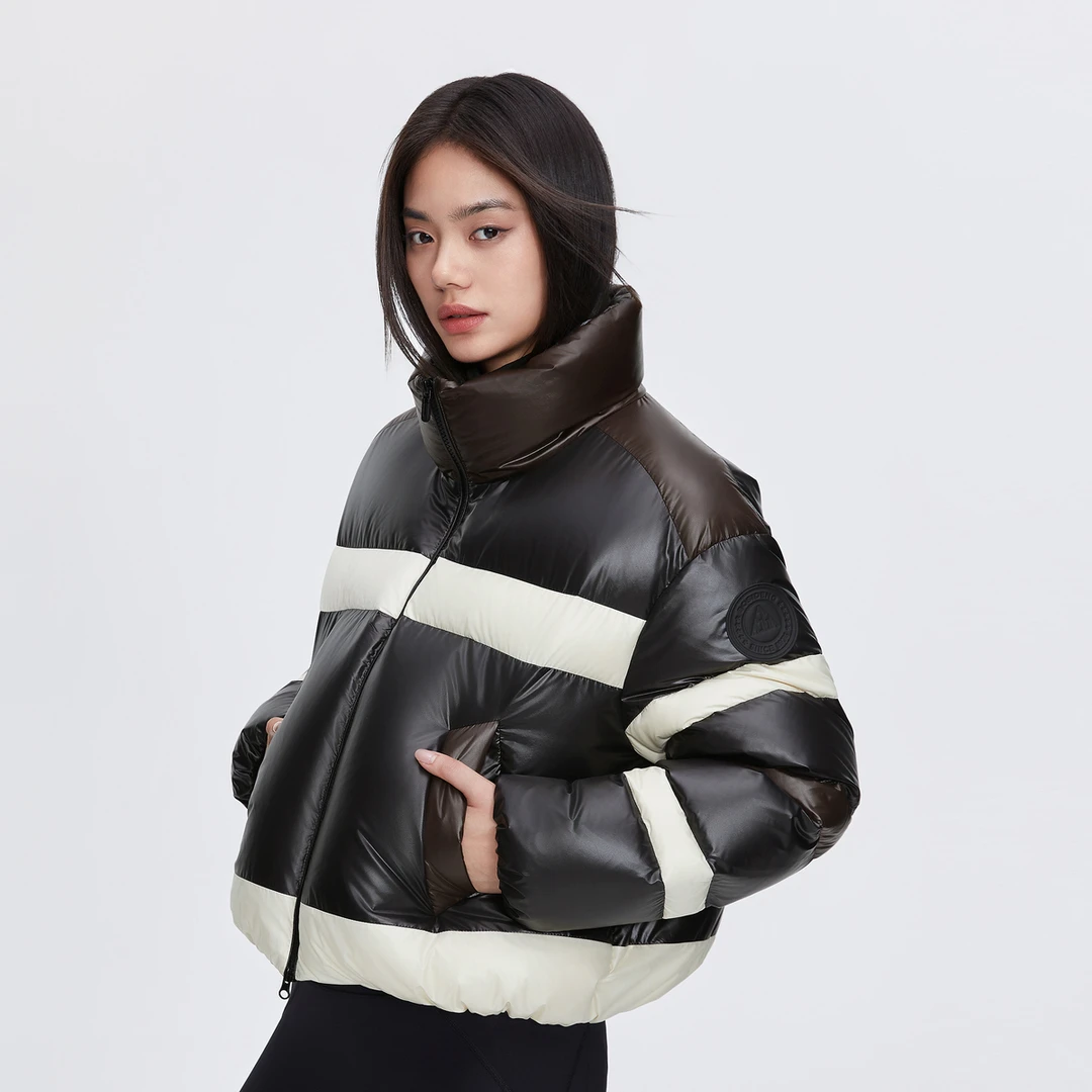 【明星同款】鹅绒2025冬季新款女短泡芙联名B40143804