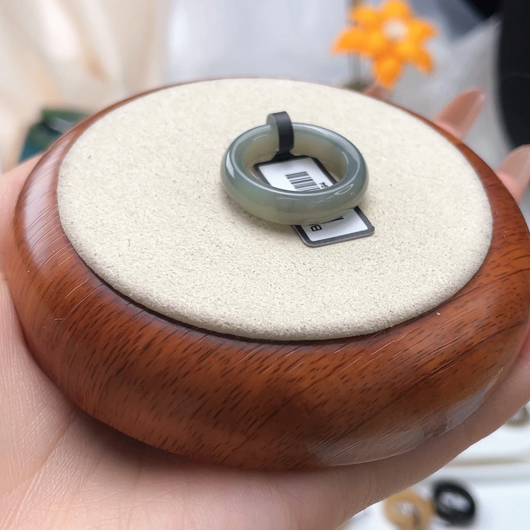 和田玉未镶嵌戒指蓝糖泥鳅背18.2v138