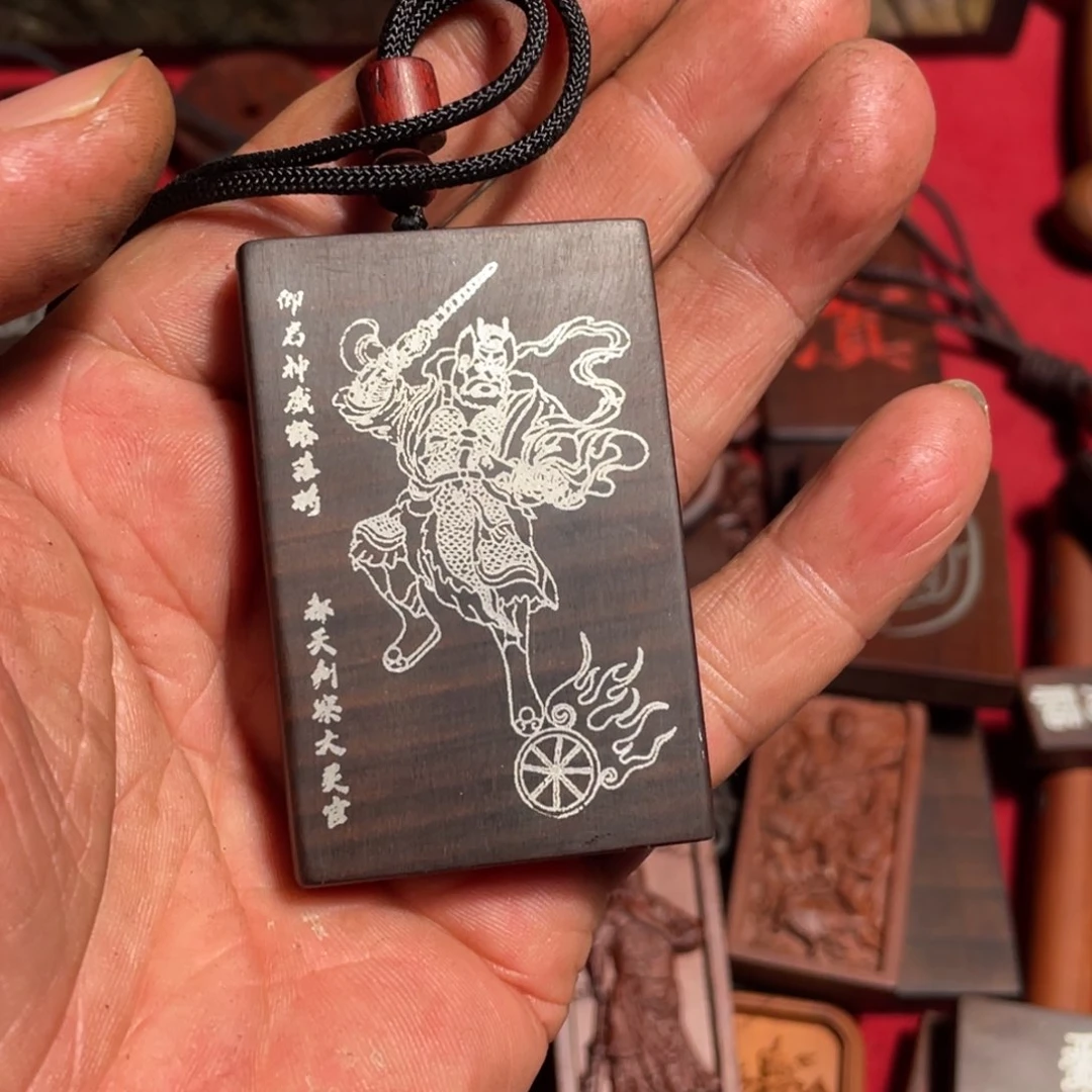 枣木壬*雷击枣木雕刻王老板