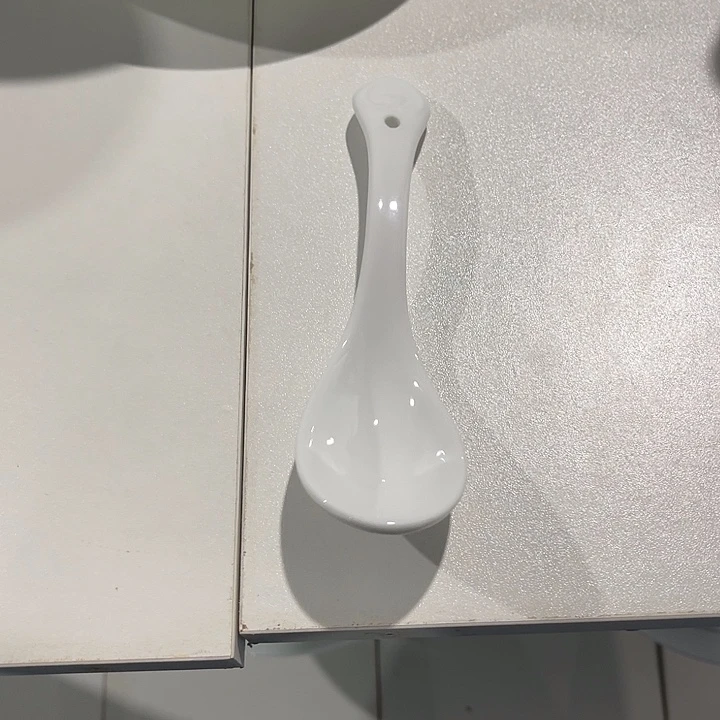 瓷片云白小勺六个,包邮