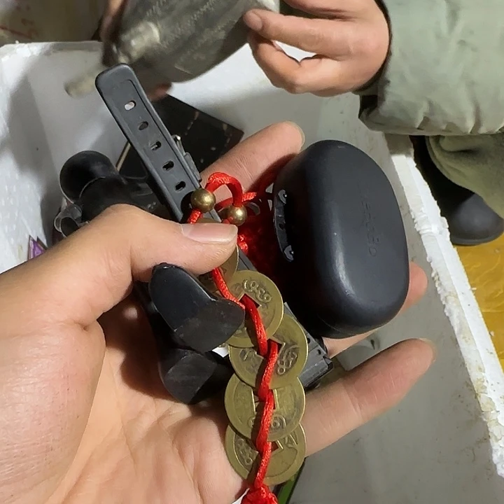 晓***晨许家家户户斤斤计较发
