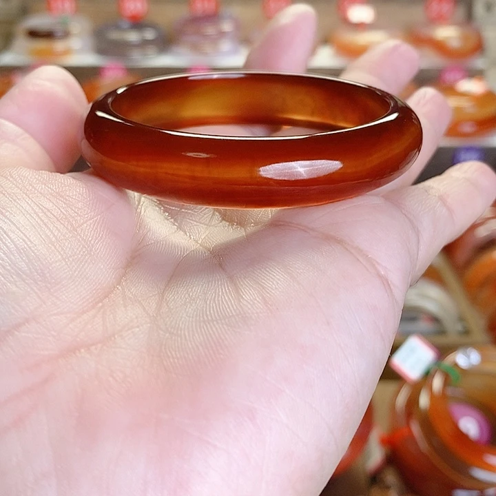 玛瑙/玉髓手镯未镶嵌?**月