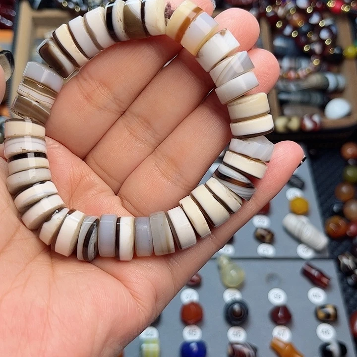 玛瑙/玉髓未镶嵌珠宝半成品我**宝