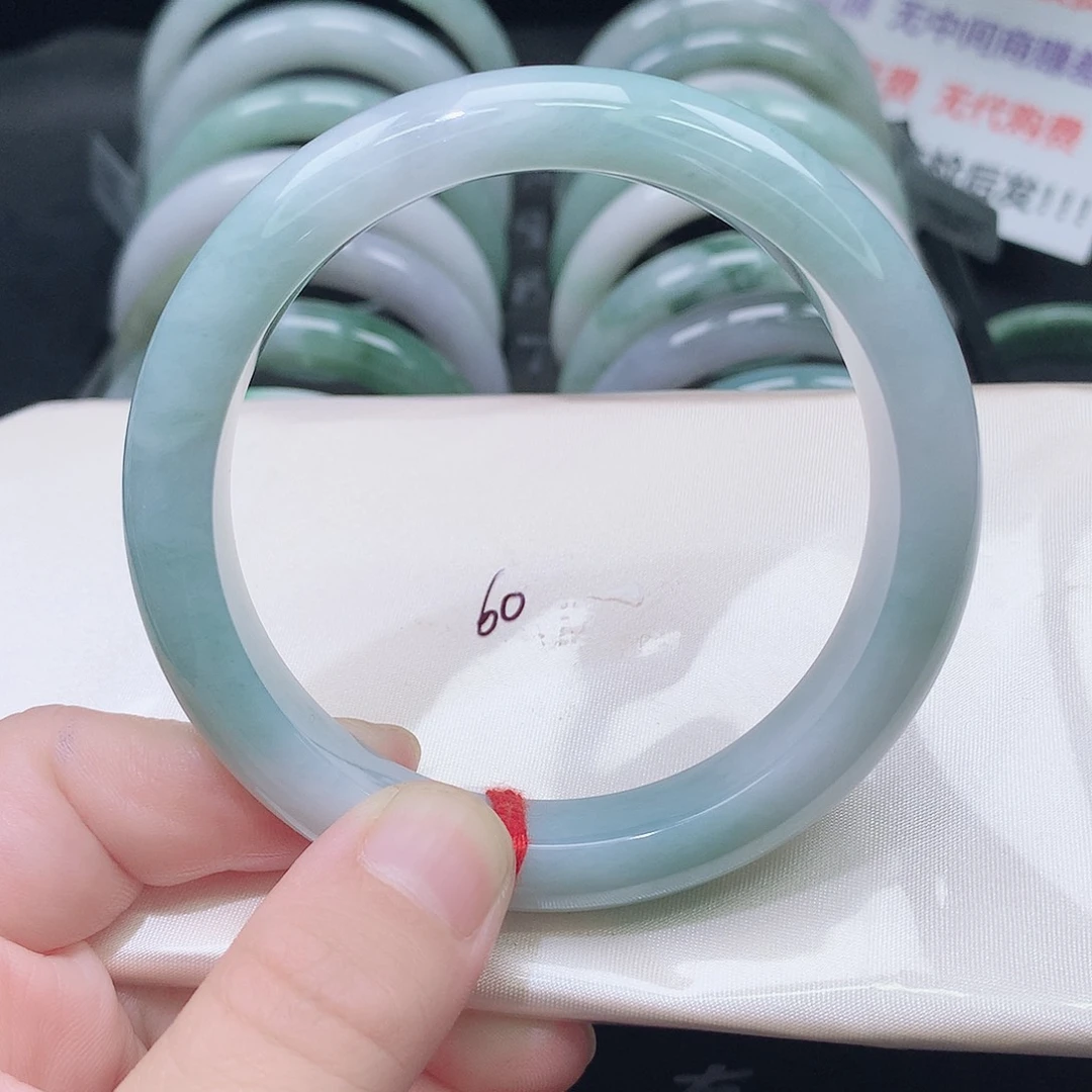 翡翠未镶嵌手镯220