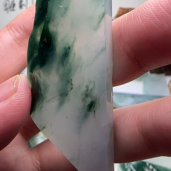 定制翡翠未镶嵌不包工