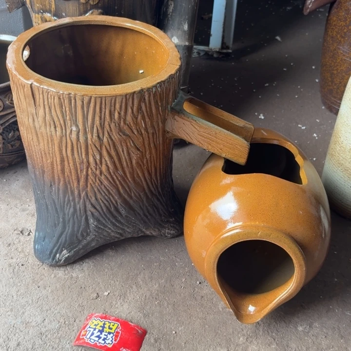 紫砂花盆微瑕疵20/27，12/28/18进水口2.5厘米