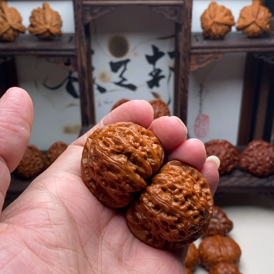 文玩核桃吊坠碧****文白狮子41