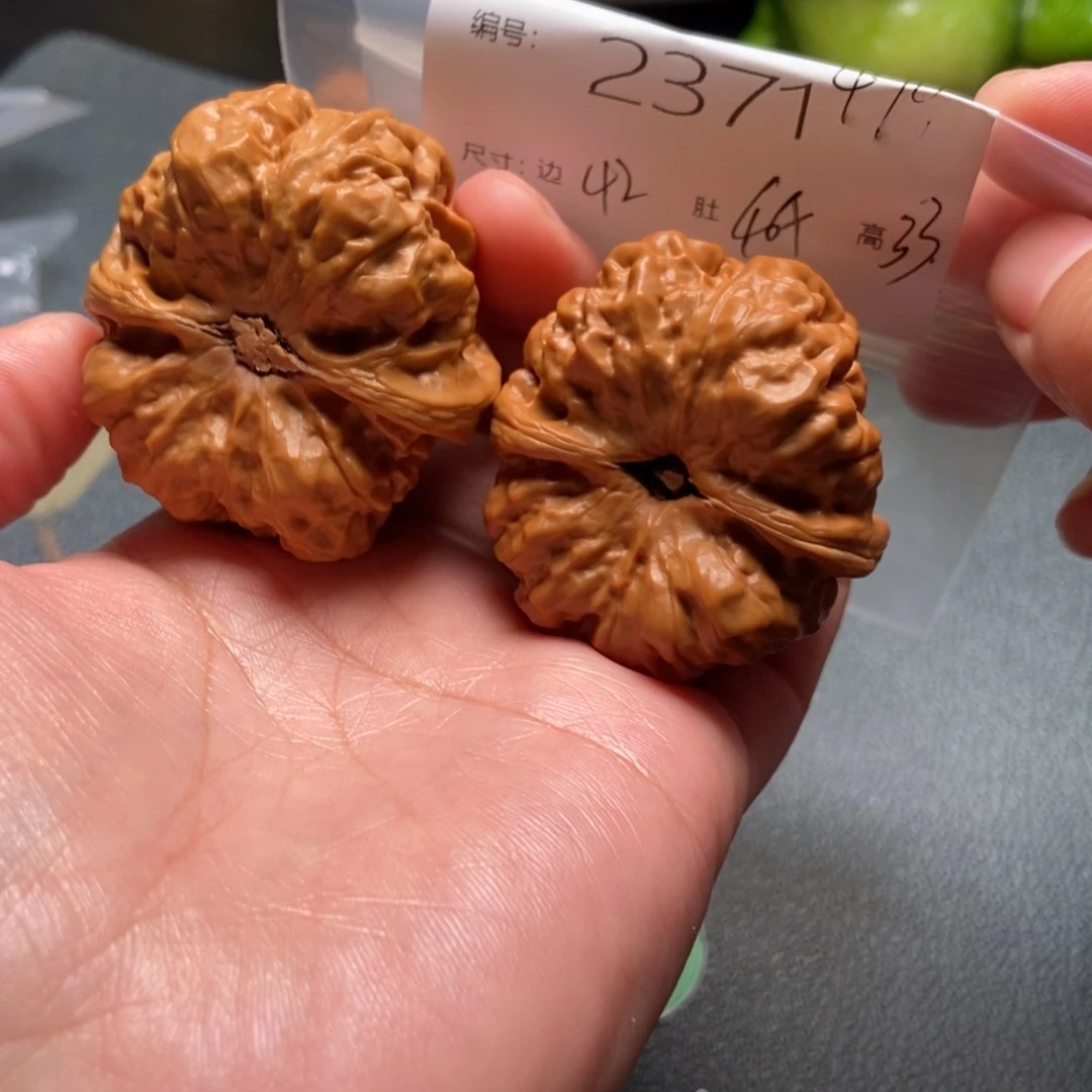 文玩核桃吊坠蛤蟆