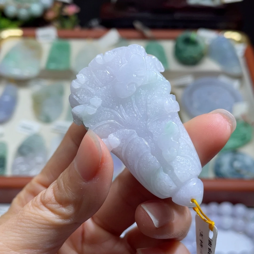 翡翠未镶嵌颈饰翡翠8