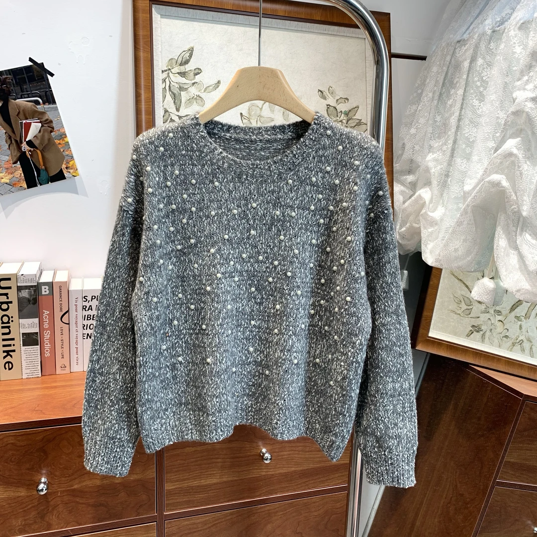 灰色圆领套头针织衫女秋冬慵懒风宽松显瘦重工钉珠毛衣时尚百搭