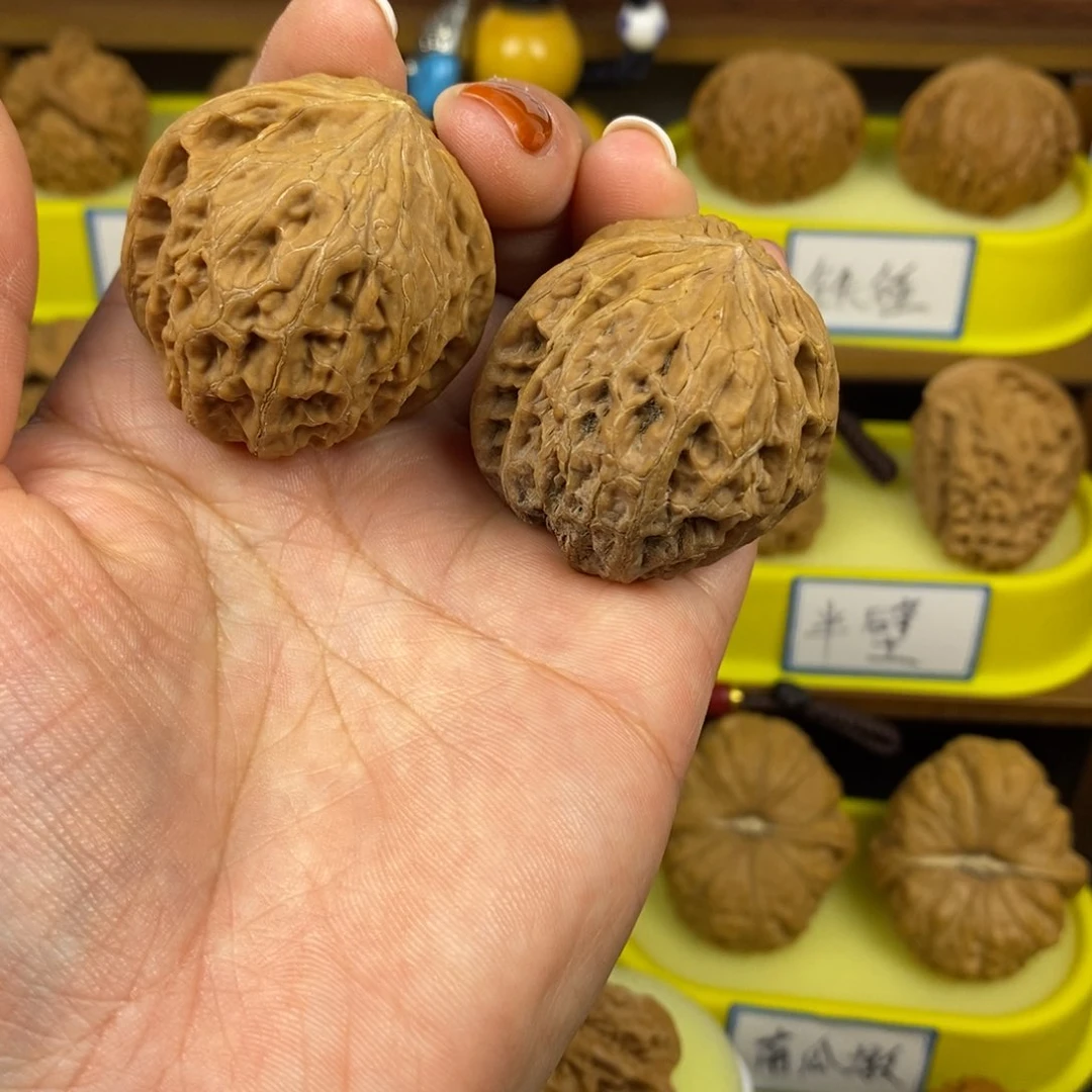 核桃 铁锤  身上有黄 文玩/木作/... 文玩把件