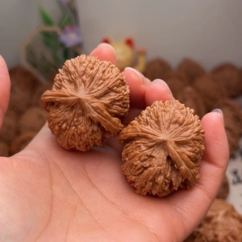 吊坠文玩核桃36加137狮子头